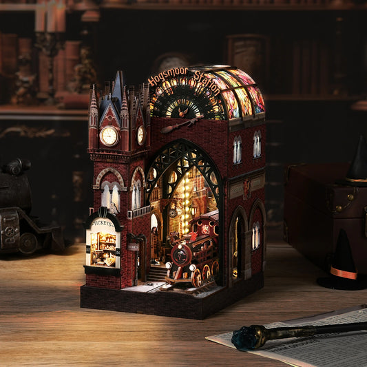 Hogsmoor Station Display with Lighting